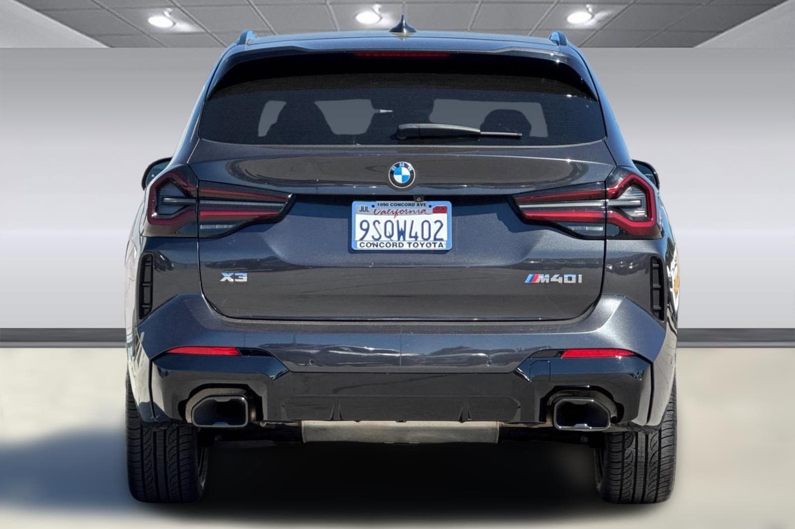 2024 BMW X3 M40i photo 3