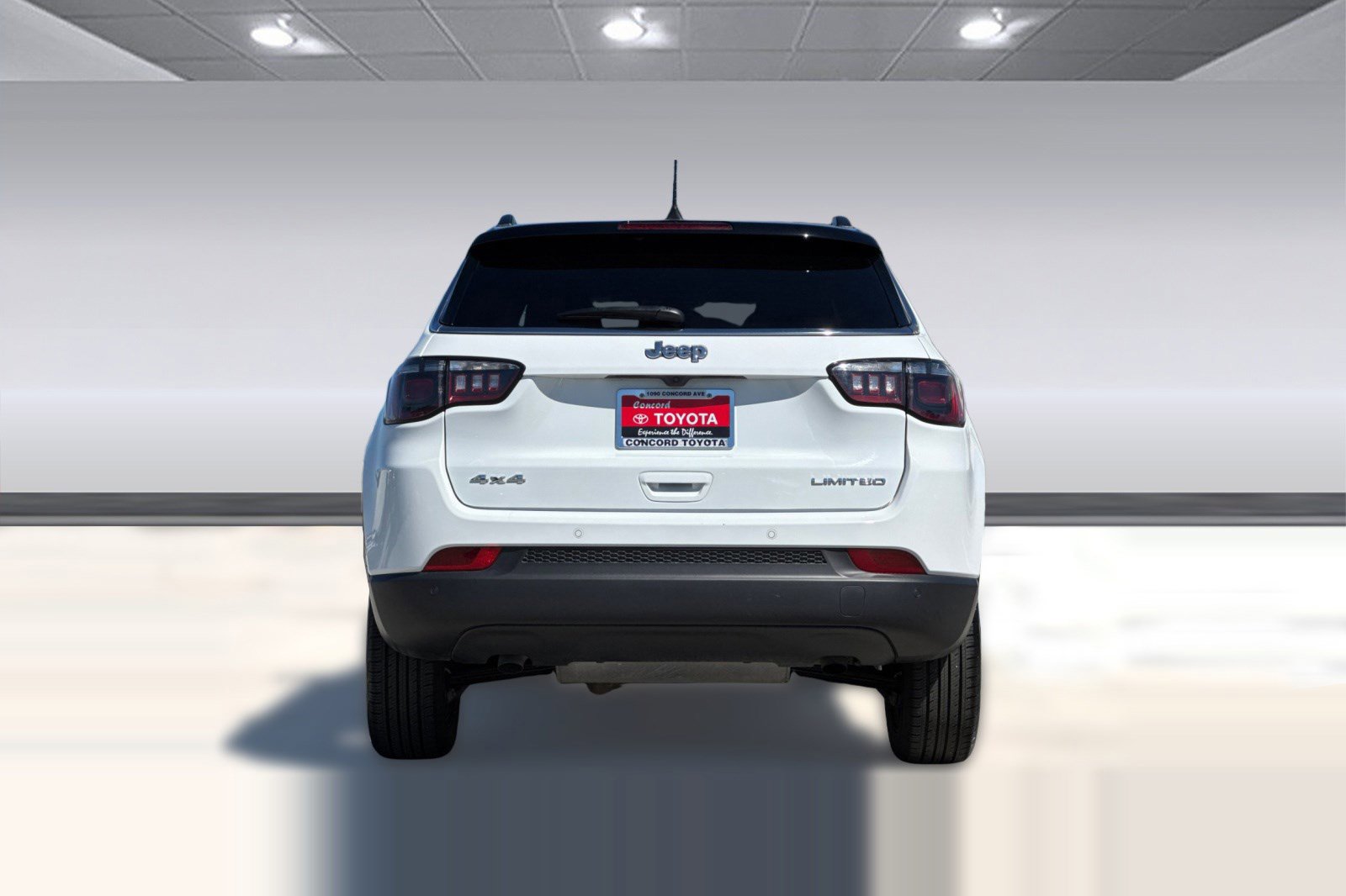 2025 Jeep Compass Limited photo 3