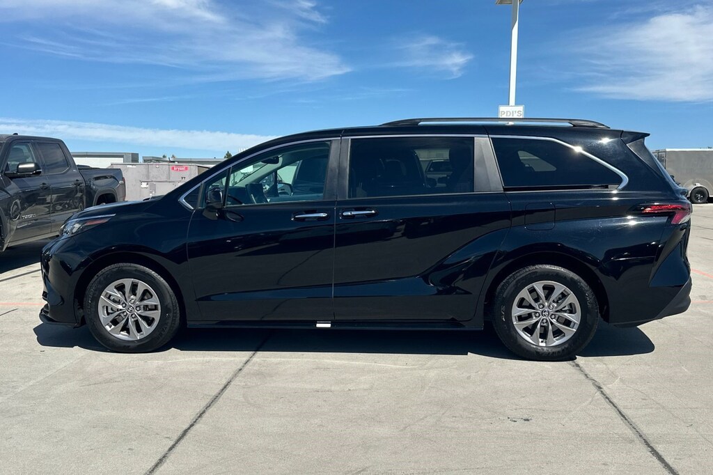 Used 2026 Toyota Sienna XLE Van Passenger Van