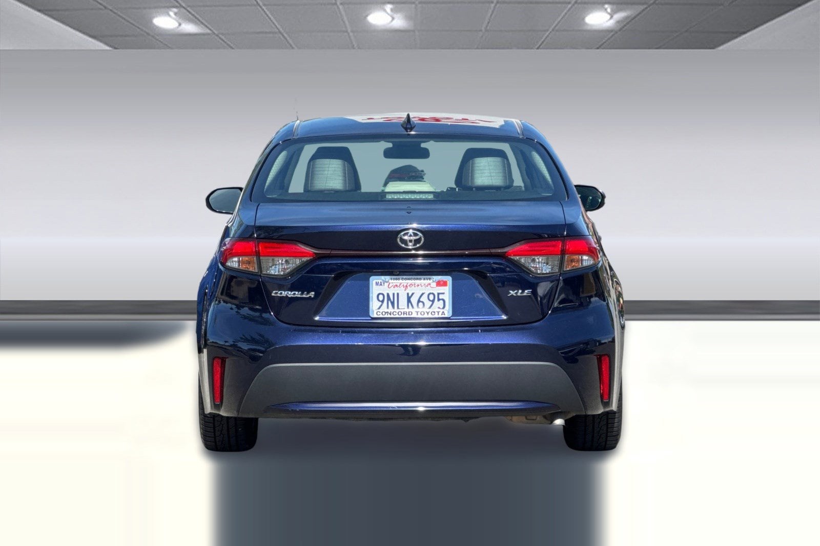 2020 Toyota Corolla XLE photo 3