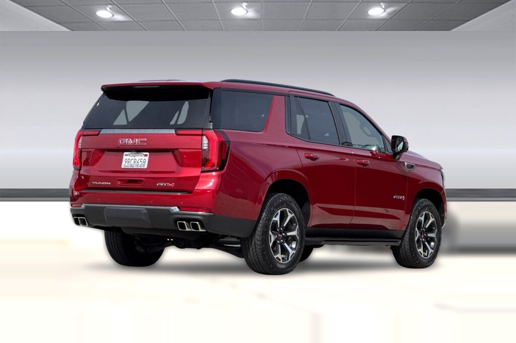 Used 2025 GMC Yukon AT4 SUV