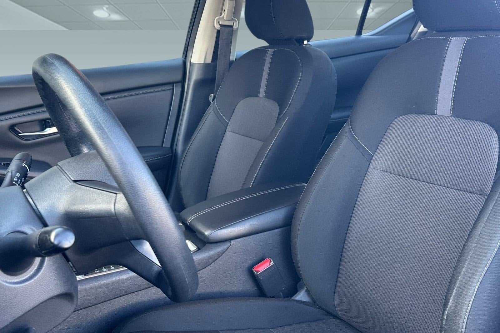 2025 Nissan Sentra SV - Photo 26