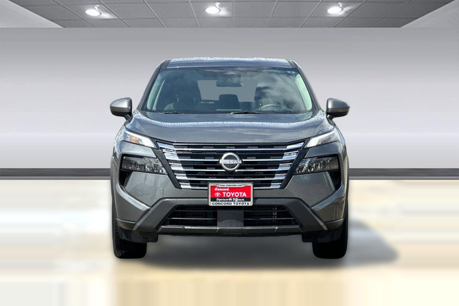 2025 Nissan Rogue SV photo 4