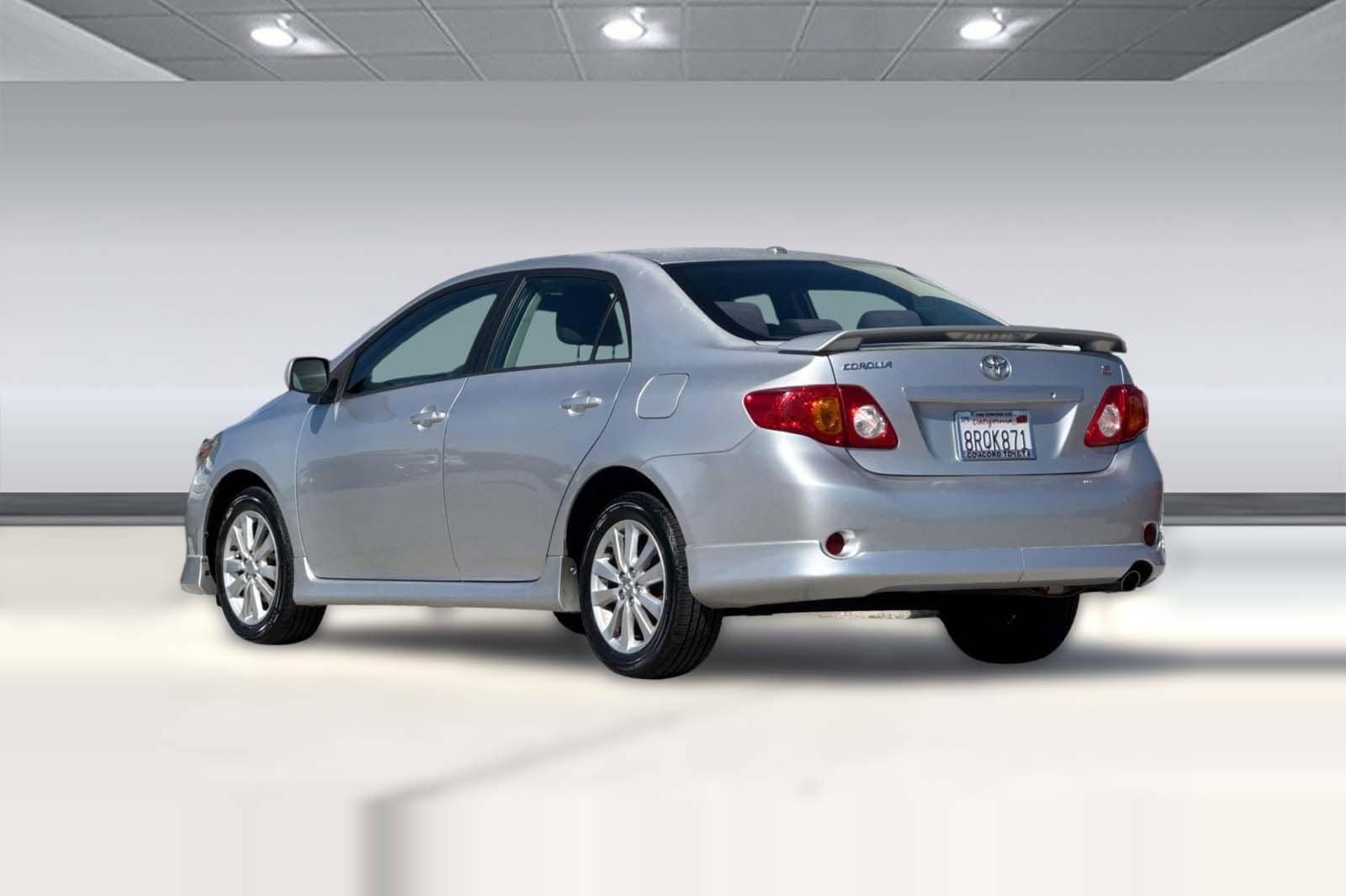 2010 Toyota Corolla S photo 6