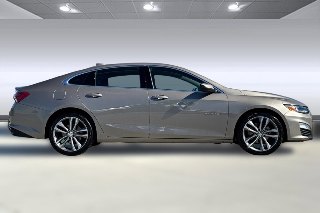 Used 2024 Chevrolet Malibu LT Sedan
