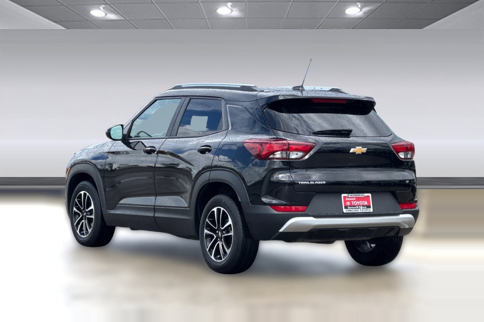 2025 Chevrolet Trailblazer LT photo 3