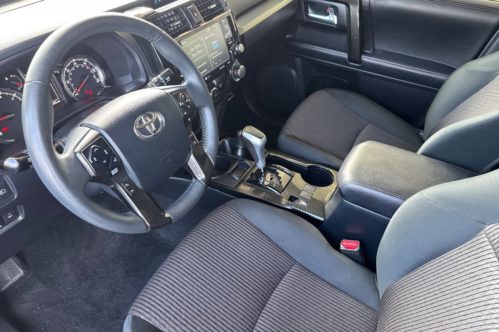 2024 Toyota 4Runner TRD photo 4