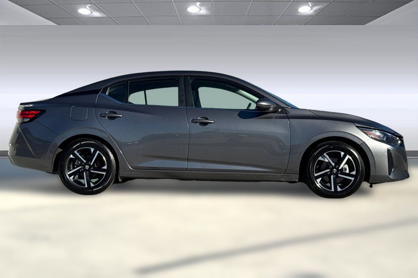 2024 Nissan Sentra SV photo 2