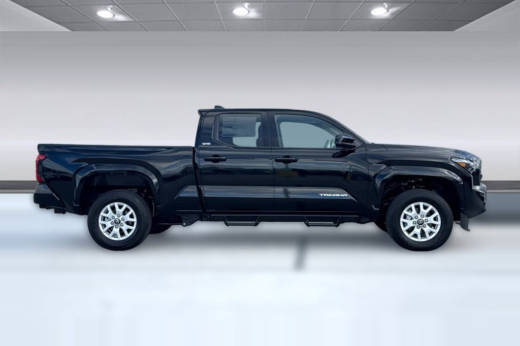 New 2025 Toyota Tacoma SR5 4X4 DBL CAB LONG BED
