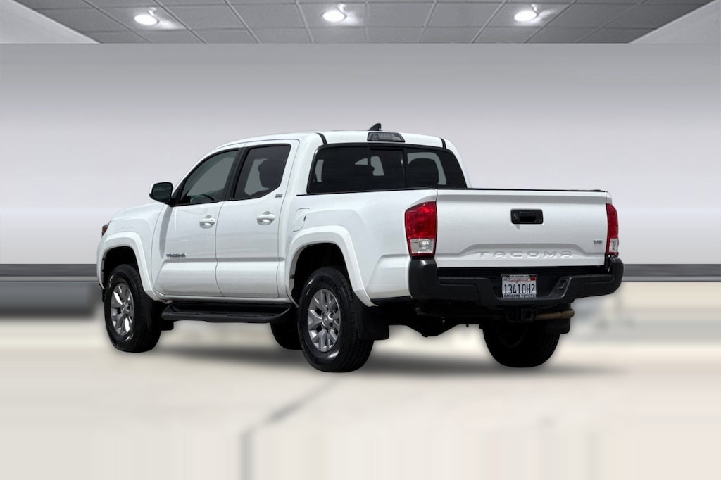 Certified 2017 Toyota Tacoma SR5 Truck Double Cab