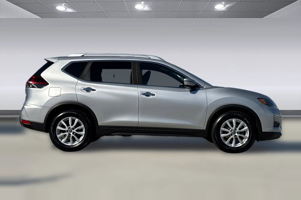Used 2019 Nissan Rogue SV SUV