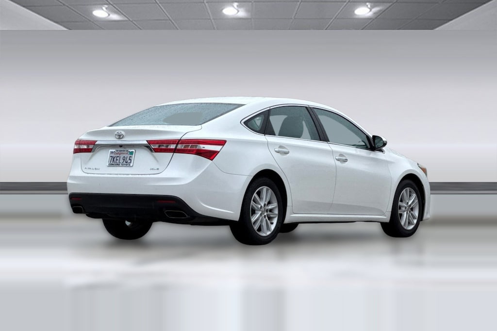 Used 2014 Toyota Avalon XLE Sedan
