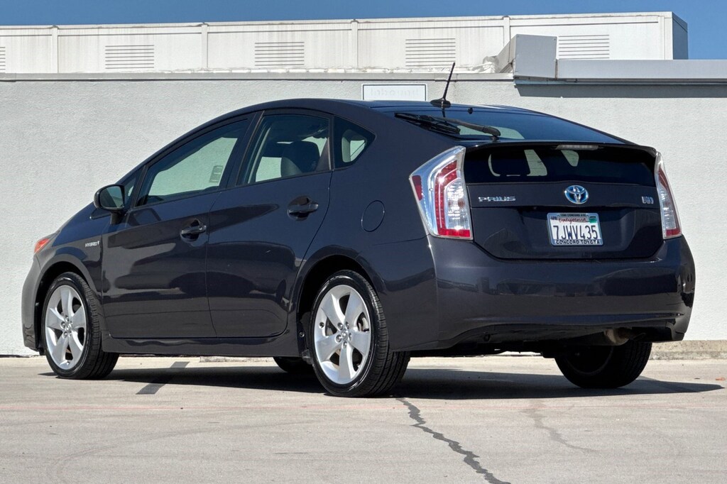 Used 2015 Toyota Prius Five Hatchback