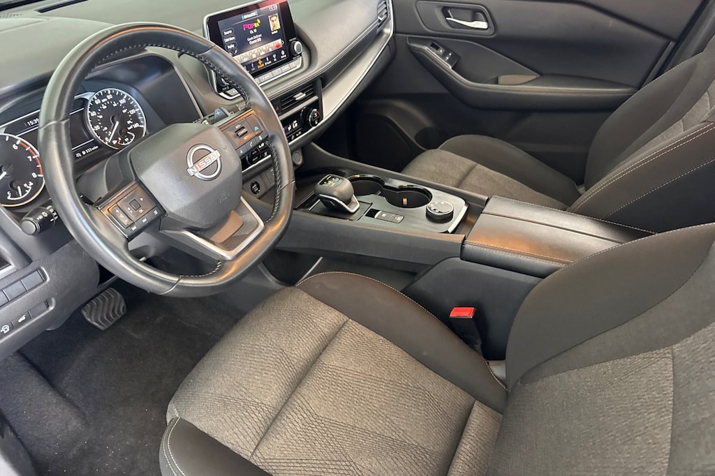 Used 2025 Nissan Rogue SV SUV