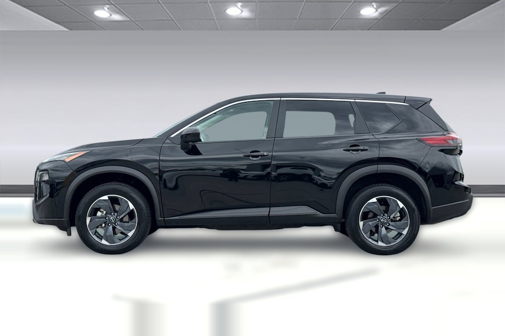 Used 2025 Nissan Rogue SV SUV
