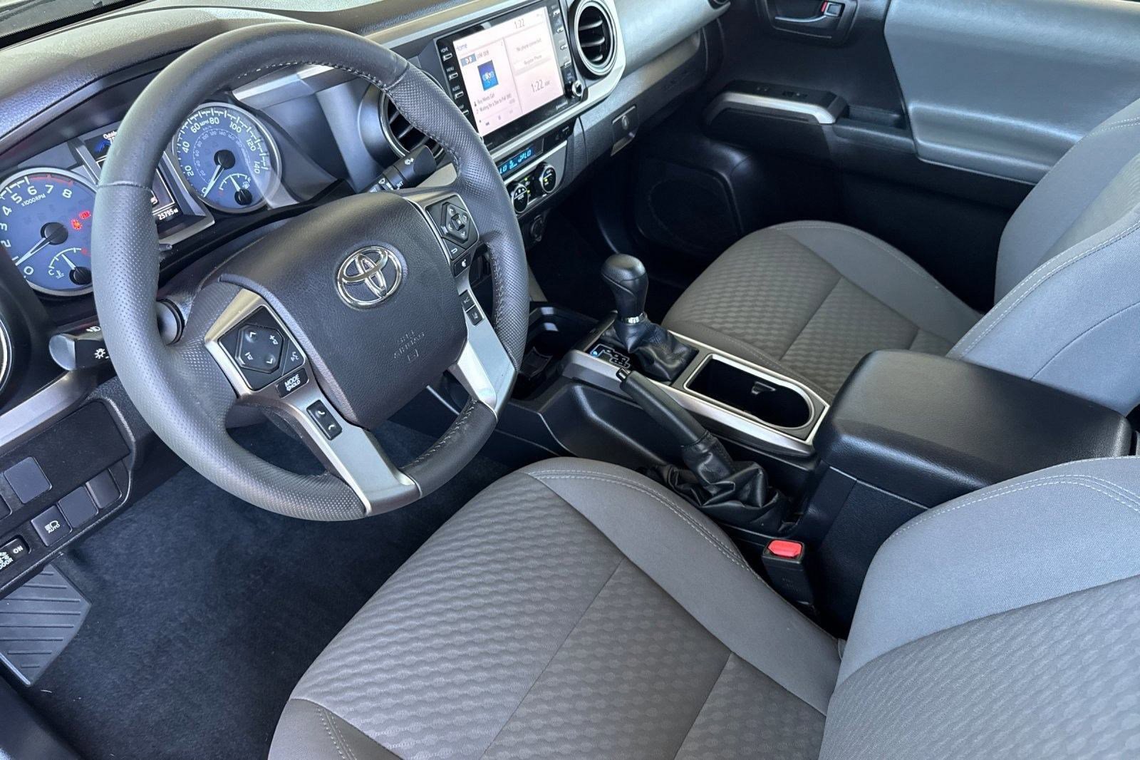 2021 Toyota Tacoma SR5 photo 4