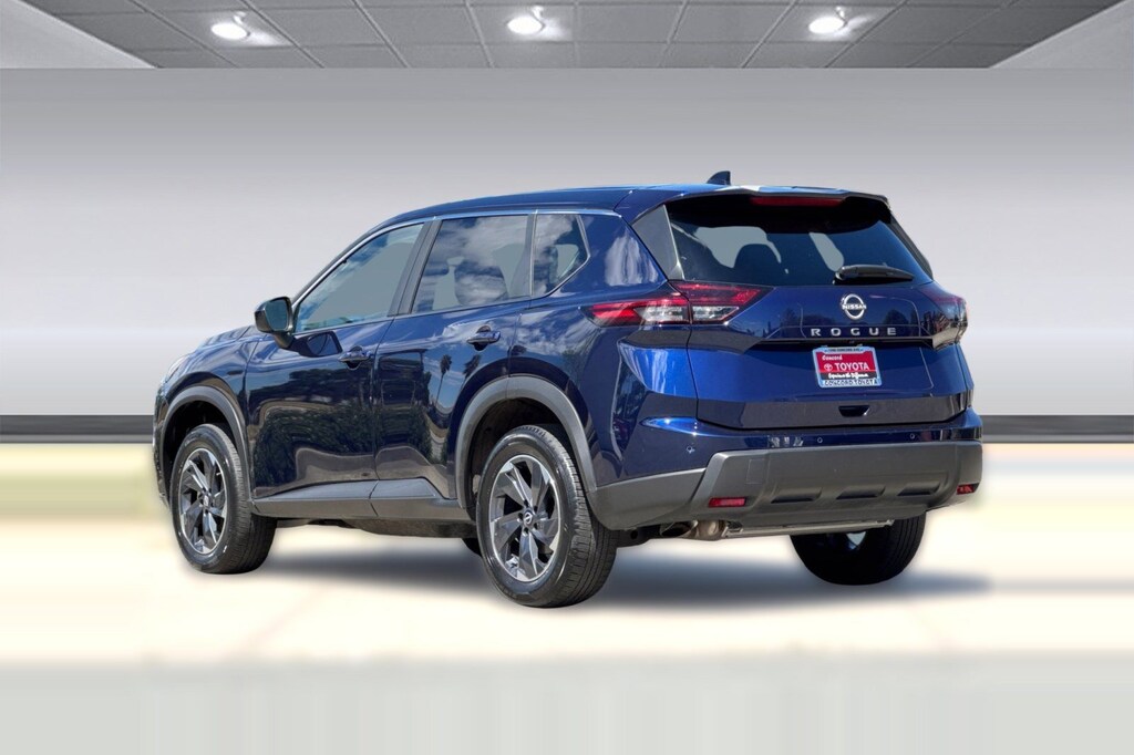 Used 2025 Nissan Rogue SV SUV