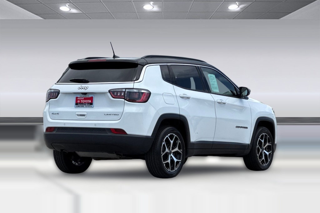 Used 2025 Jeep Compass Limited SUV