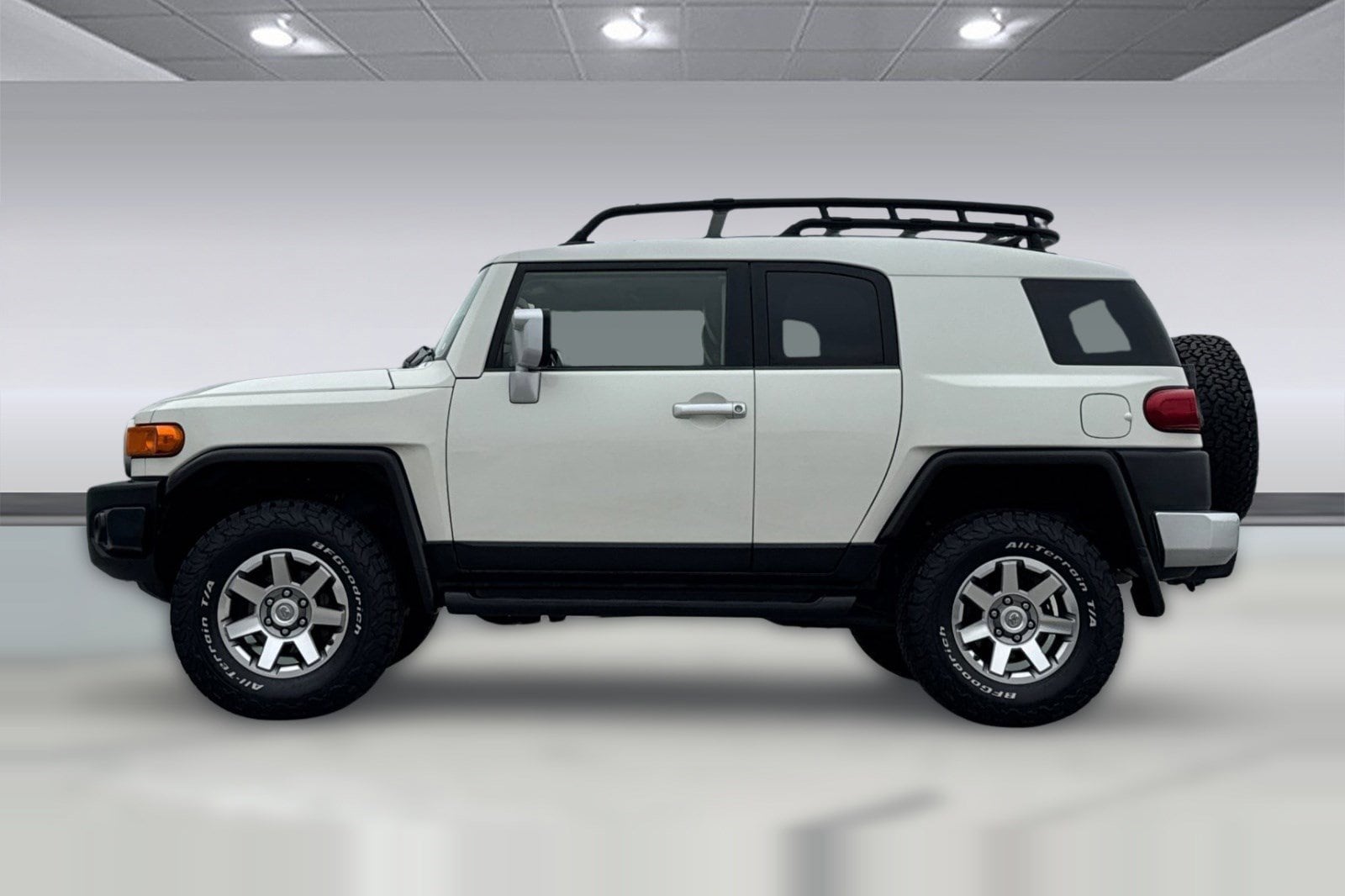 FJ Cruiser 4WD 4dr Auto (Natl) SUV