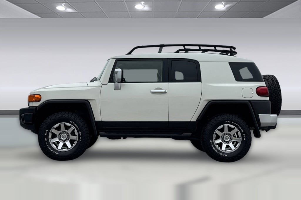 Used 2014 Toyota FJ Cruiser 4WD 4dr Auto (Natl) SUV