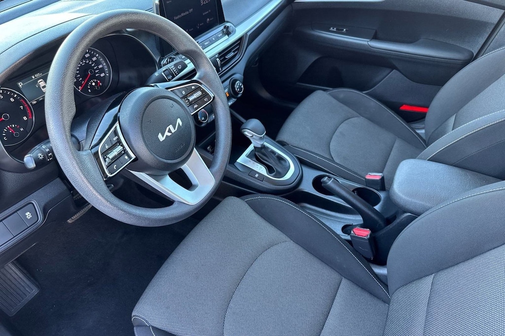 Used 2024 Kia Forte LXS Sedan