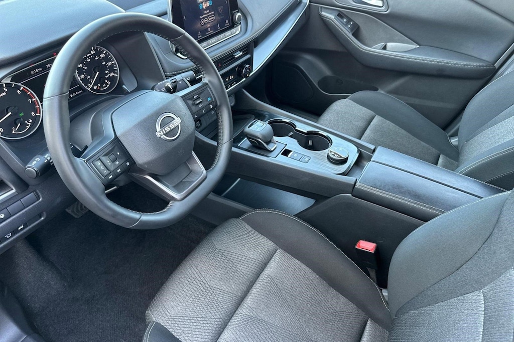 Used 2025 Nissan Rogue SV SUV