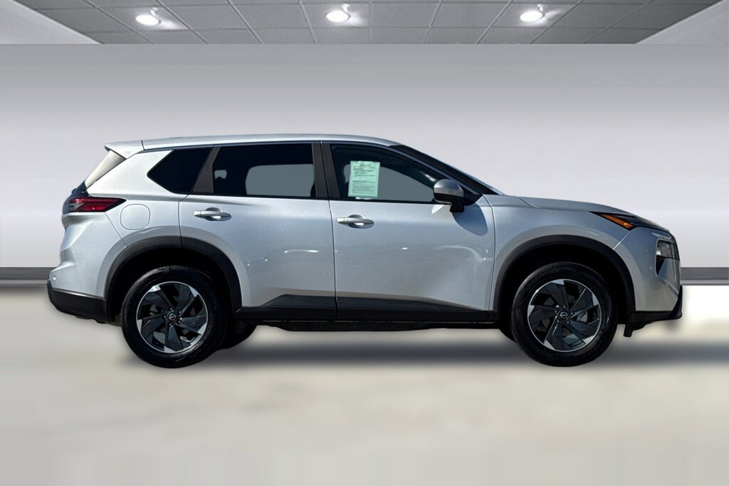 Used 2025 Nissan Rogue SV SUV