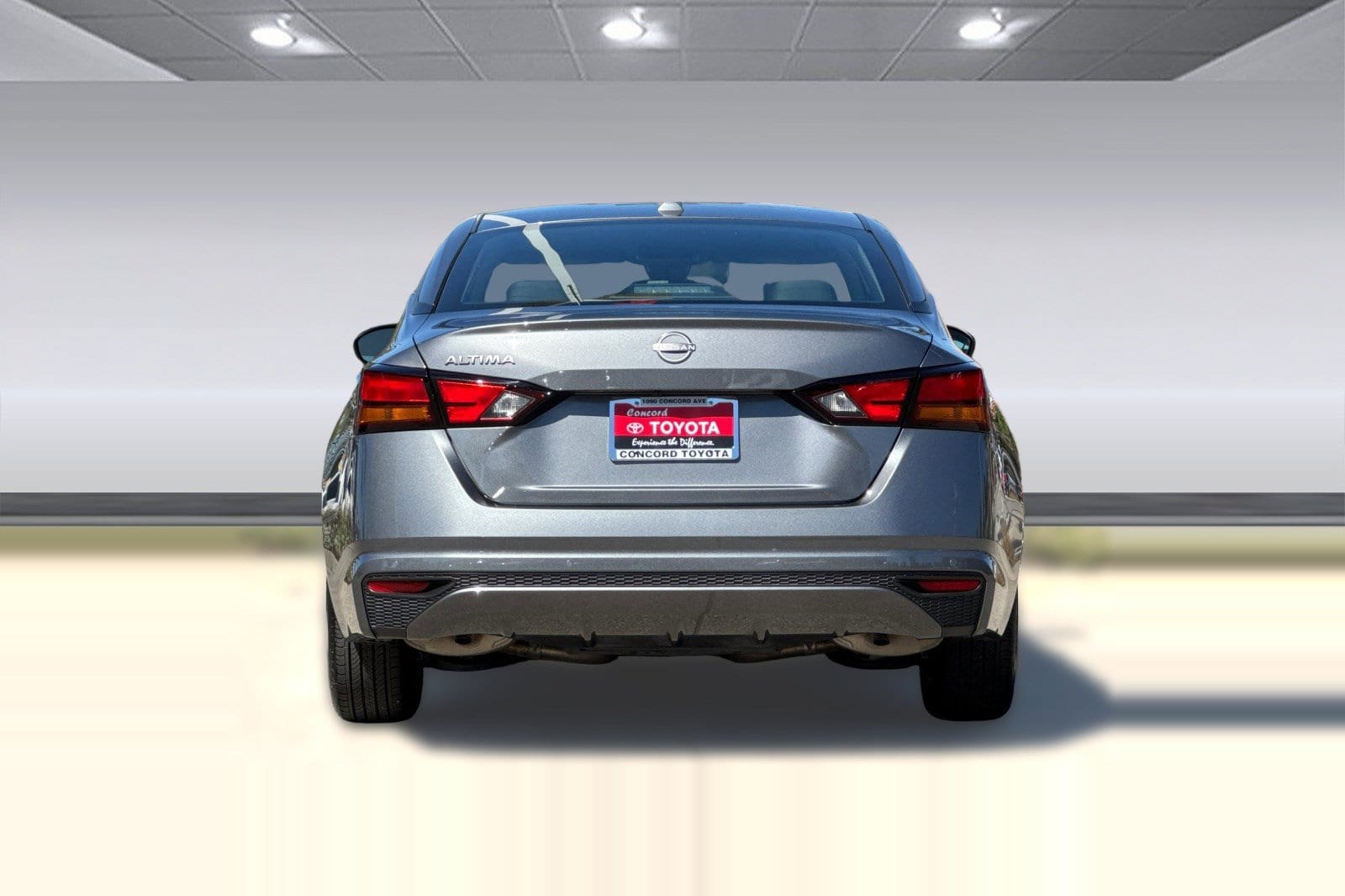 2025 Nissan Altima SV photo 3