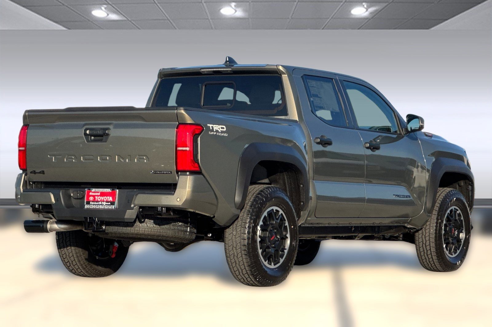 2025 Toyota Tacoma TRD Off-Road 4x4 Double Cab photo 3
