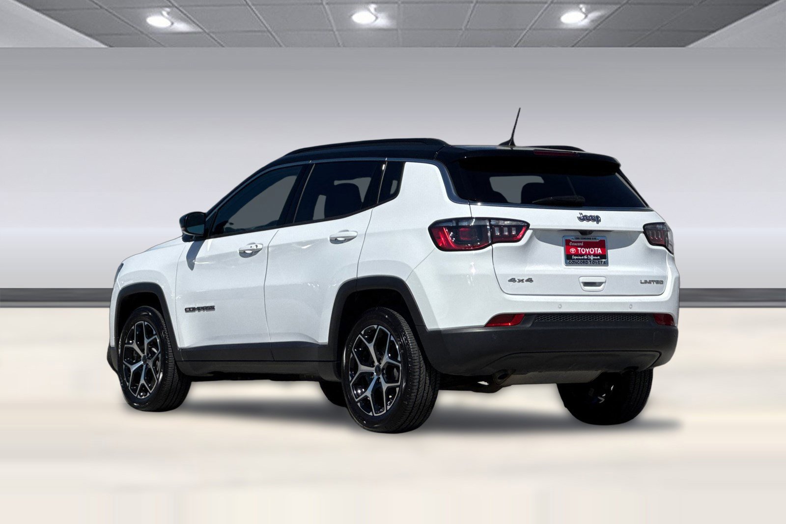 2025 Jeep Compass Limited photo 6