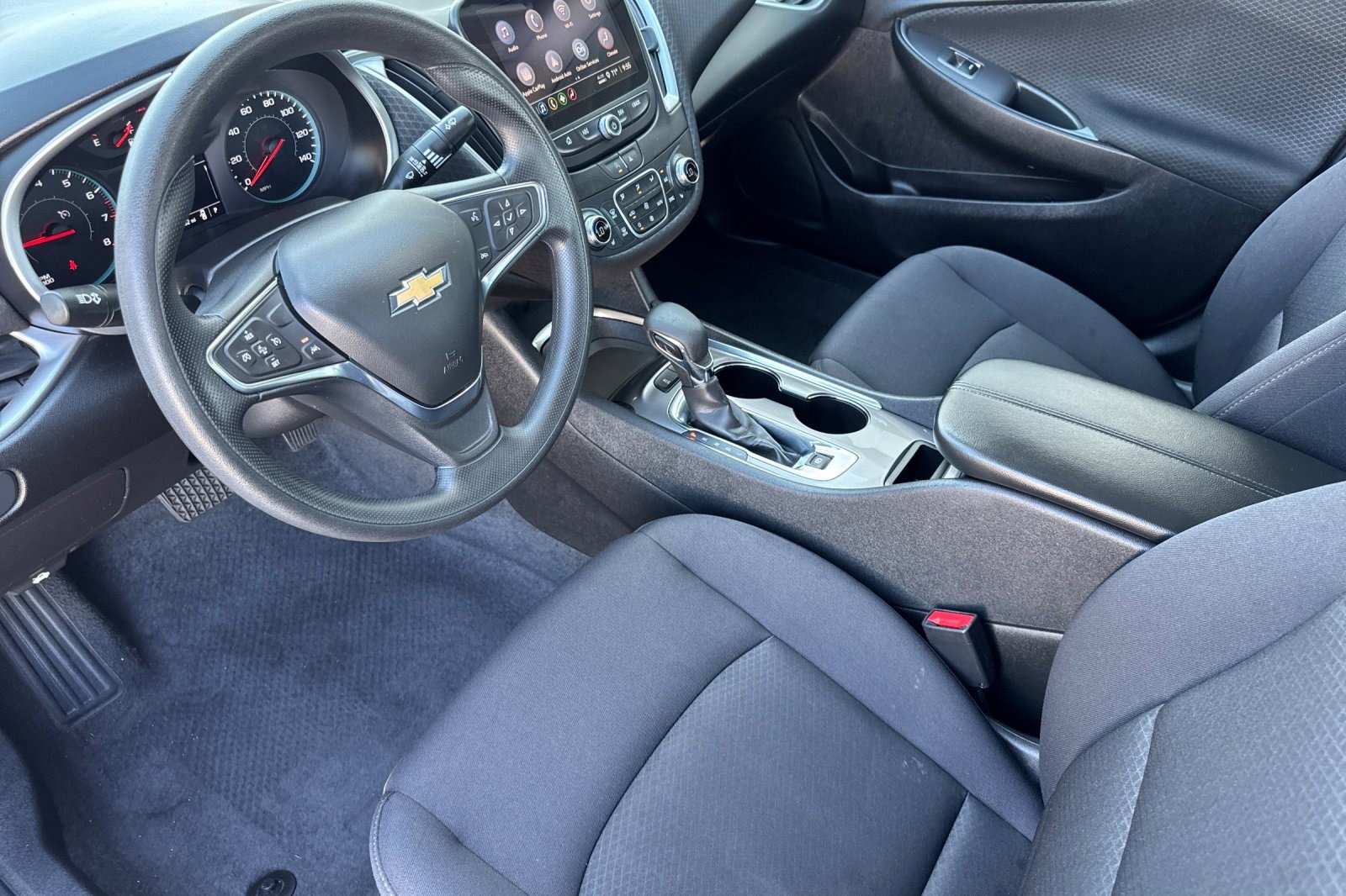2024 Chevrolet Malibu 1LT photo 4