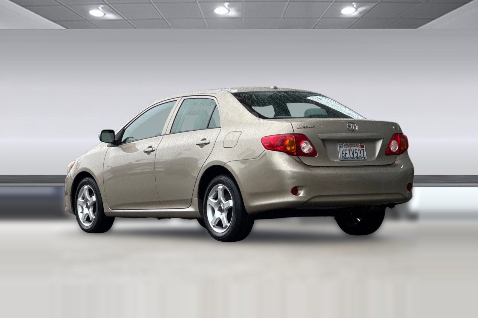 2009 Toyota Corolla LE photo 6