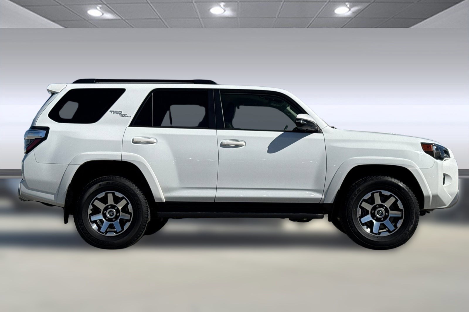 2024 Toyota 4Runner TRD Premium photo 2