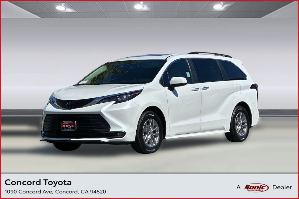 Used 2026 Toyota Sienna XLE Van Passenger Van