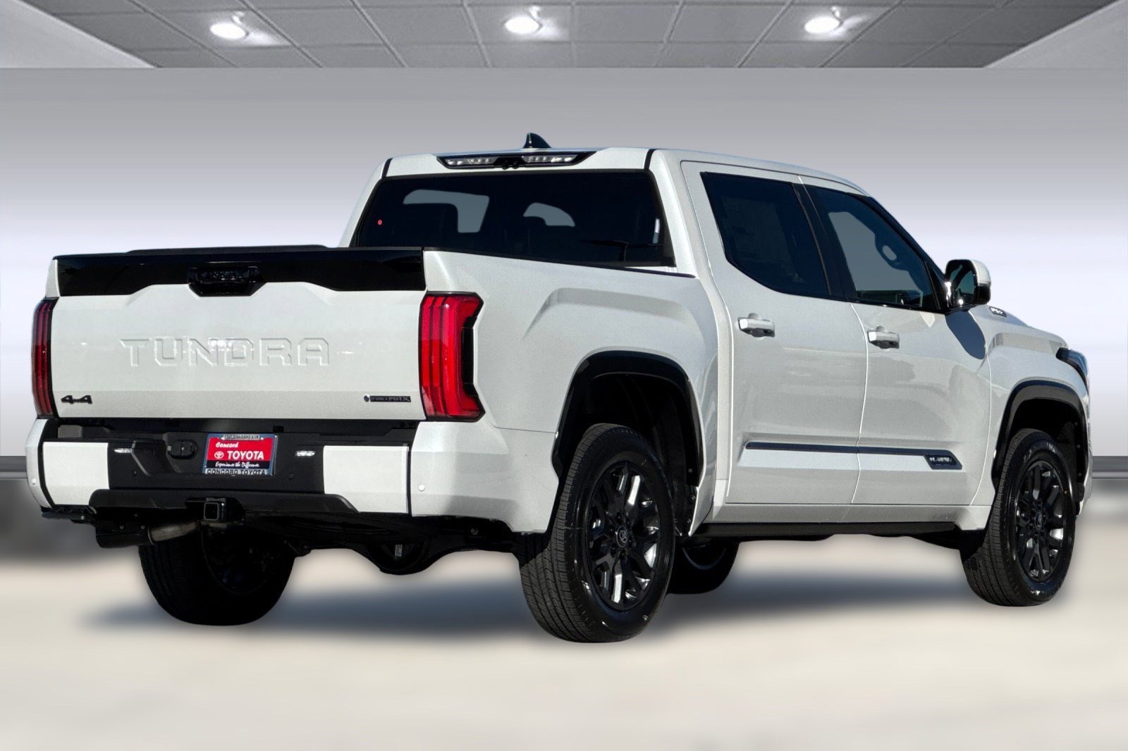 2026 Toyota Tundra Platinum CrewMax photo 3