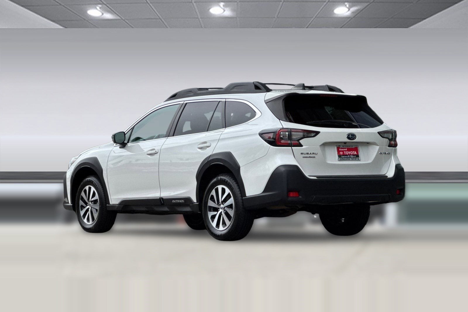 2023 Subaru Outback Premium photo 6