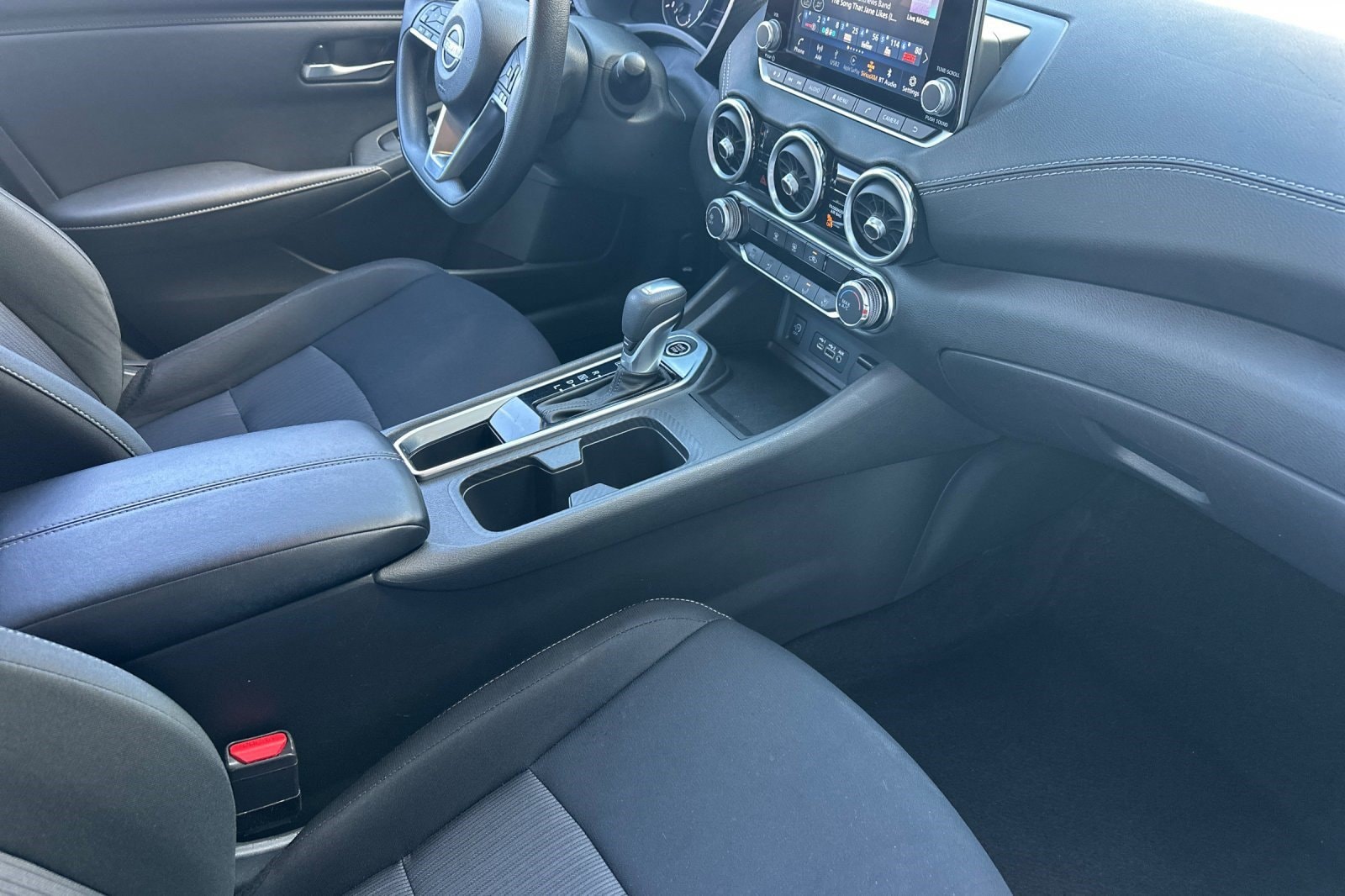 2025 Nissan Sentra SV - Photo 33