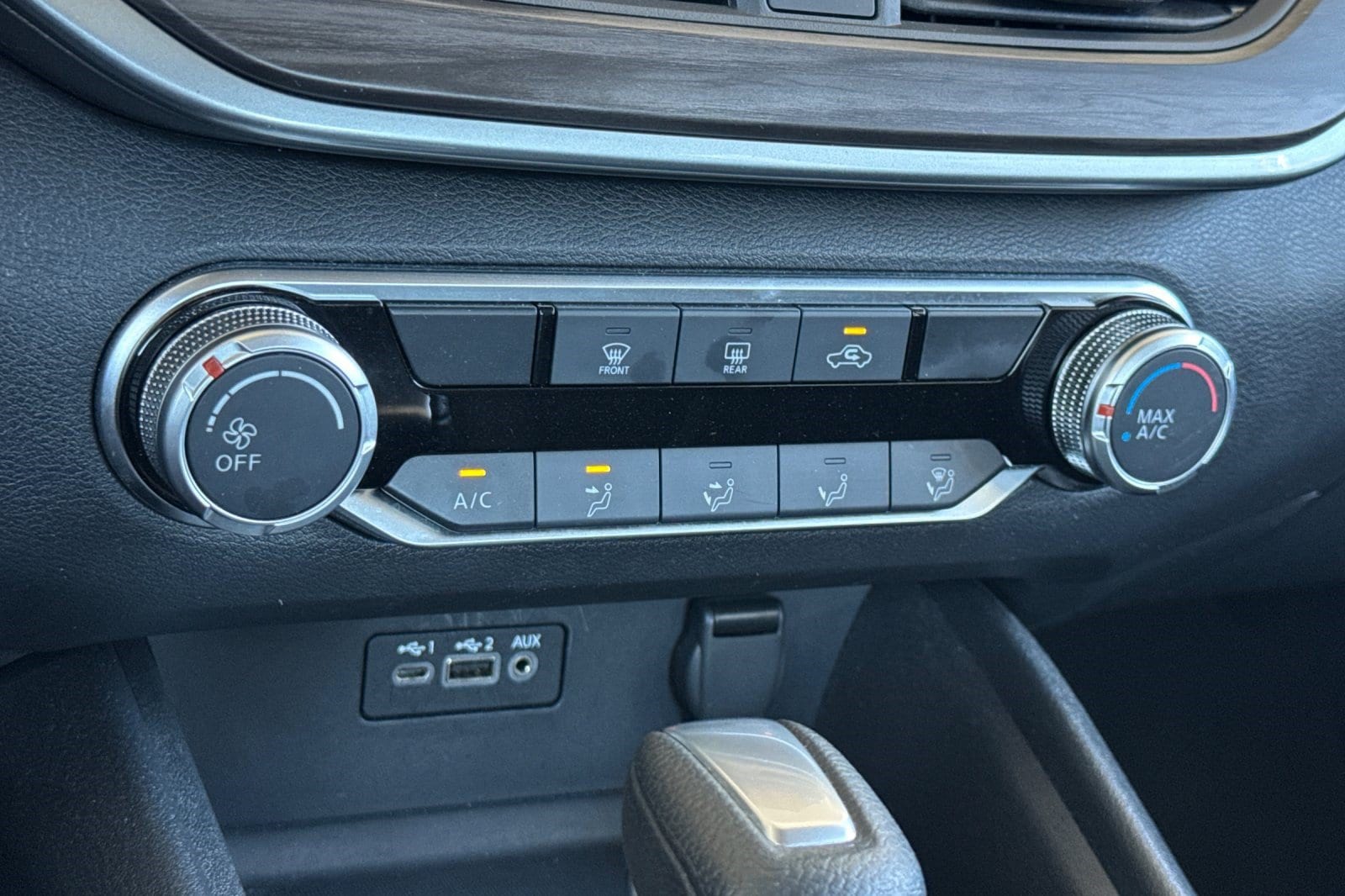 2025 Nissan Altima SV - Photo 19