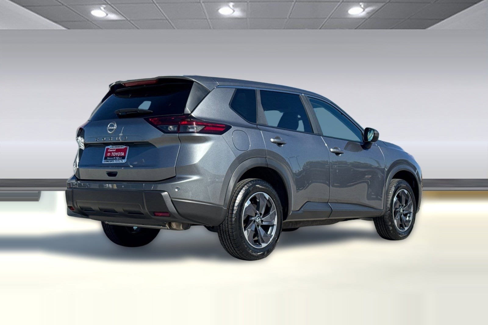 2025 Nissan Rogue SV photo 2