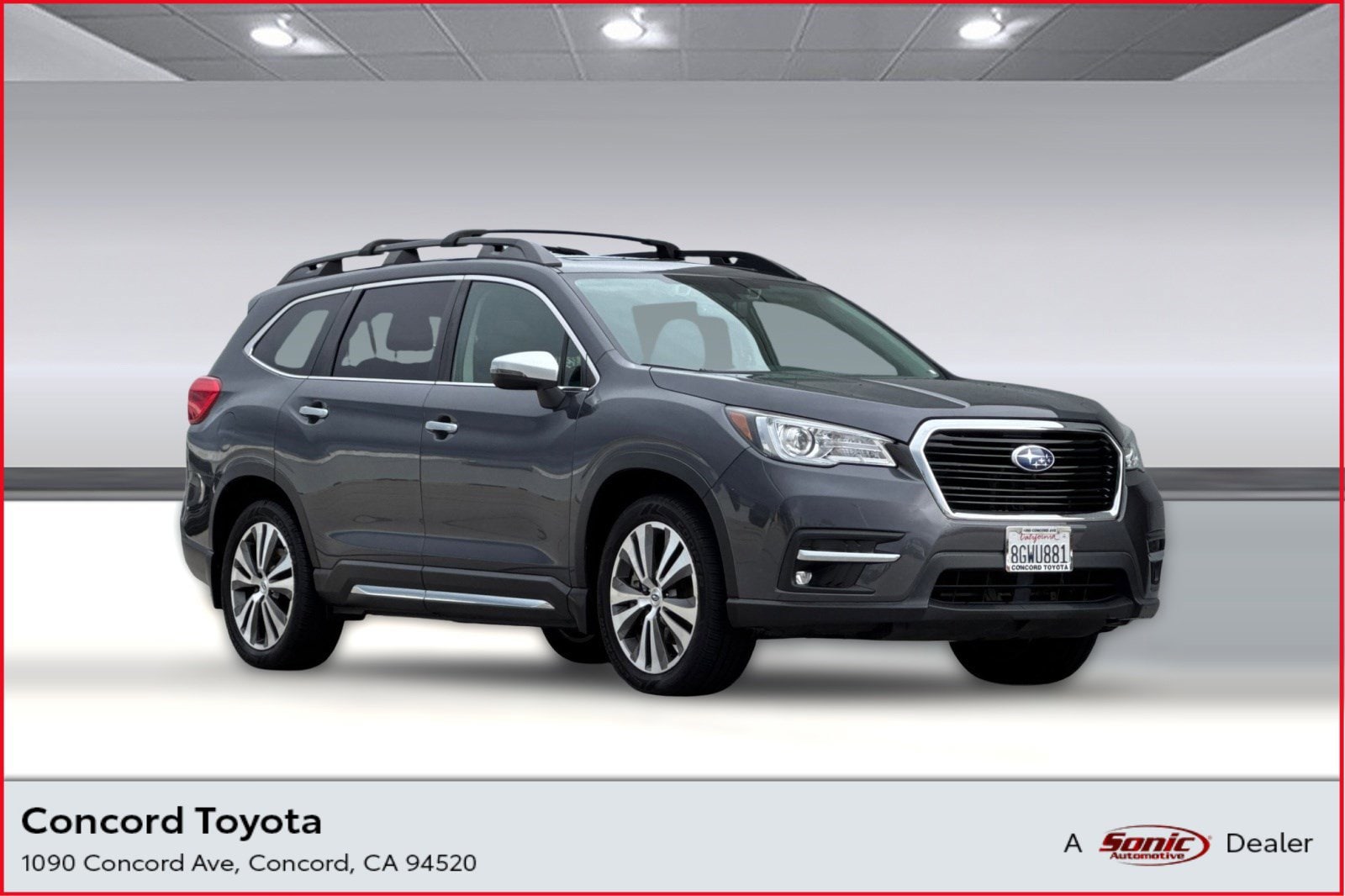 2019 Subaru Ascent Touring's photo