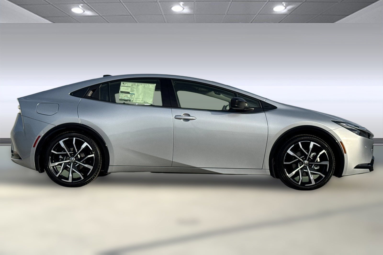 2026 Toyota Prius XSE Plug-in Hybrid photo 2