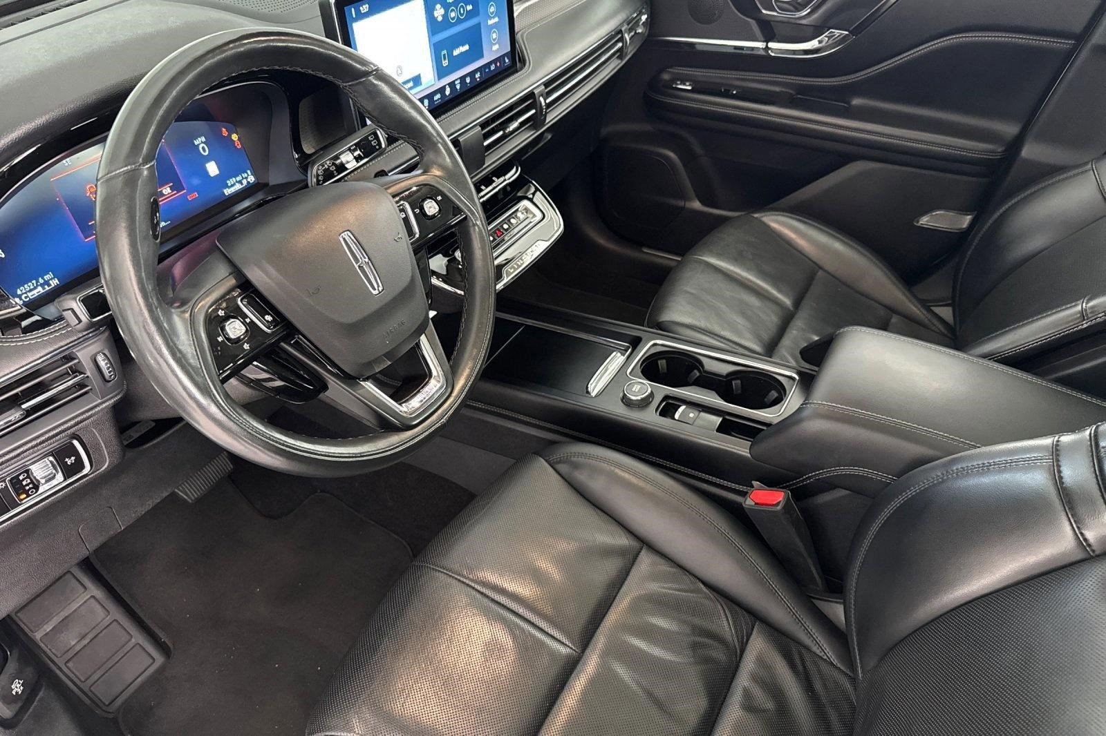 Corsair Reserve SUV