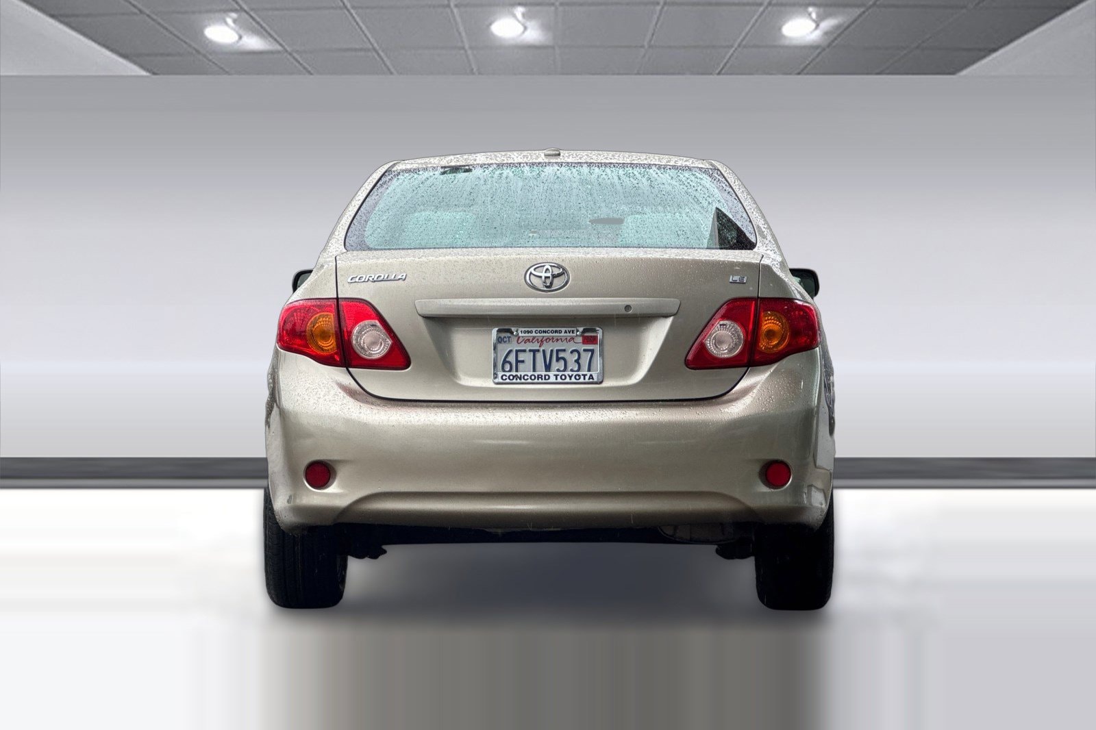 2009 Toyota Corolla LE photo 3