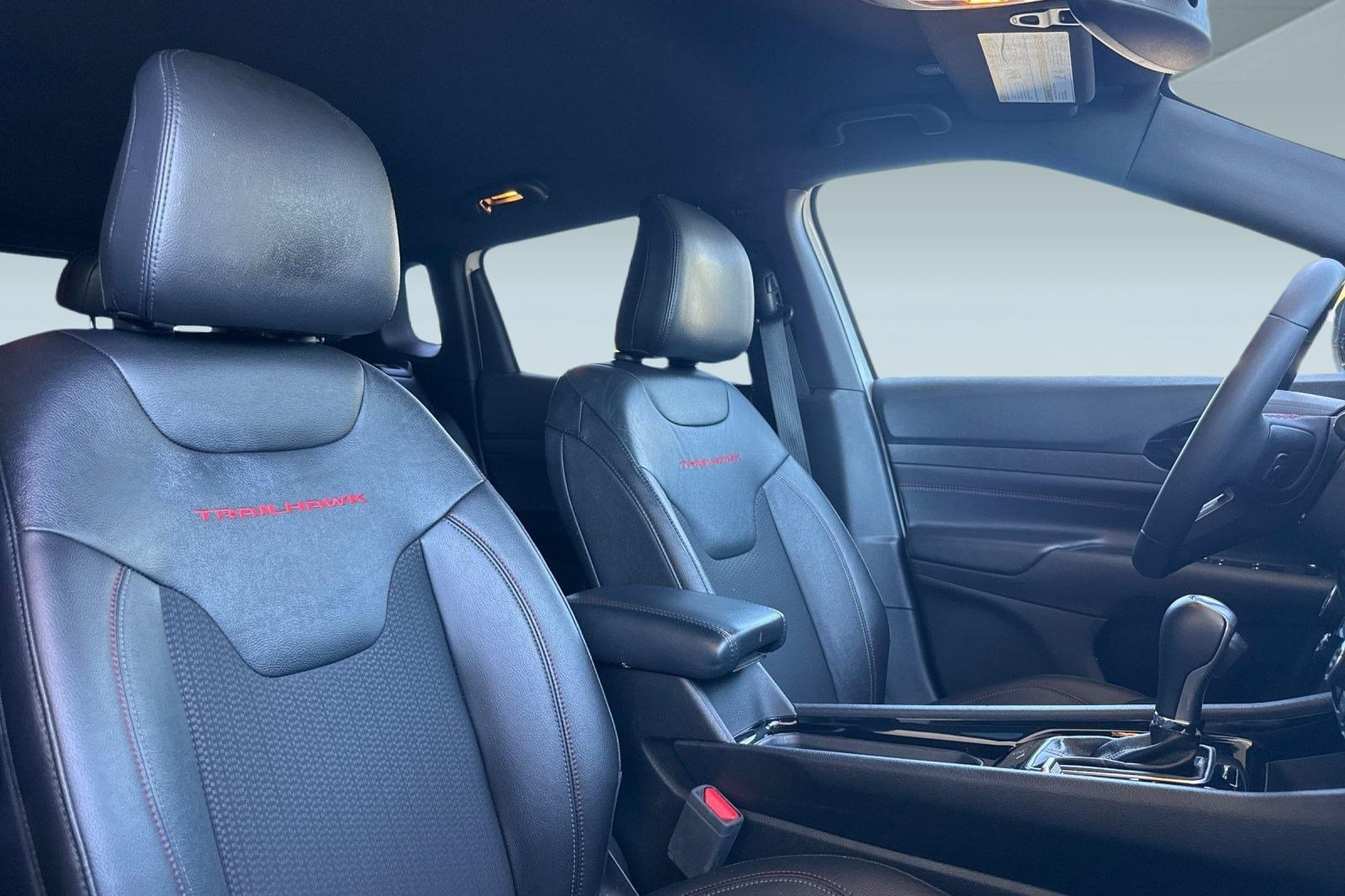2025 Jeep Compass Trailhawk - Photo 32