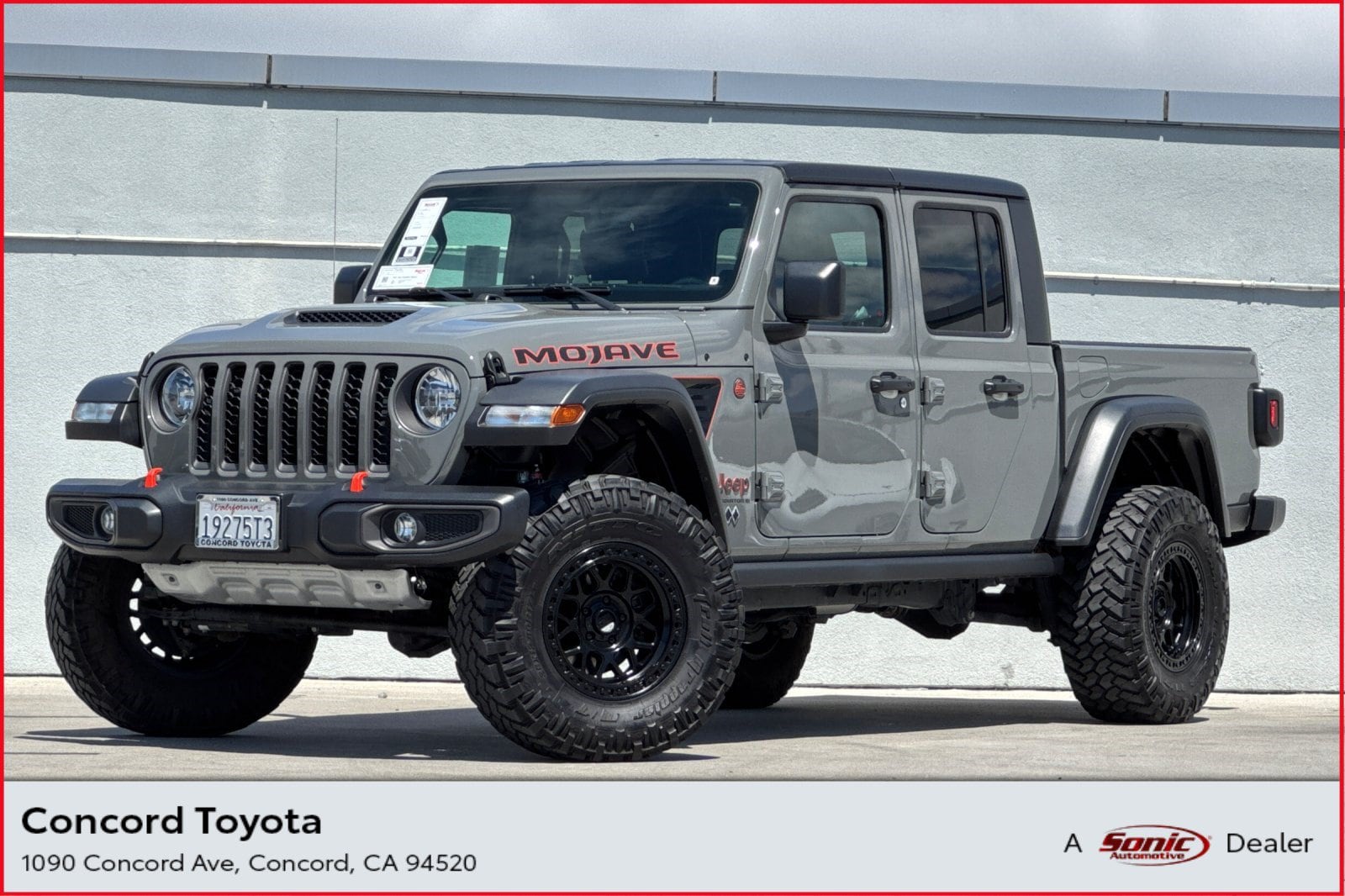 Gladiator Mojave Truck Crew Cab