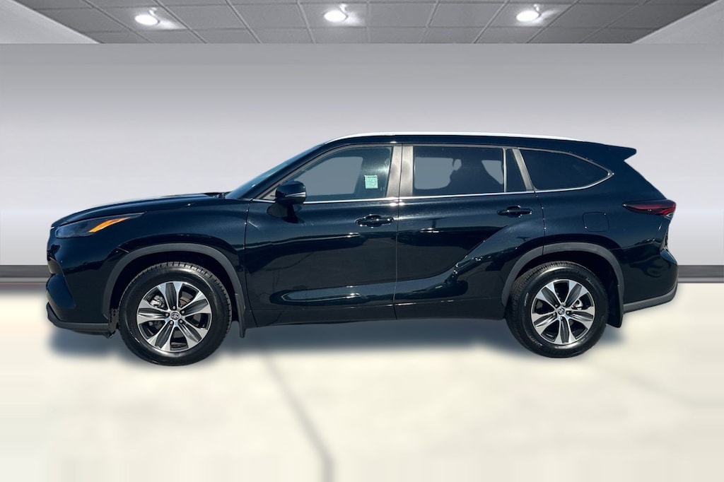 Used 2026 Toyota Highlander Limited SUV