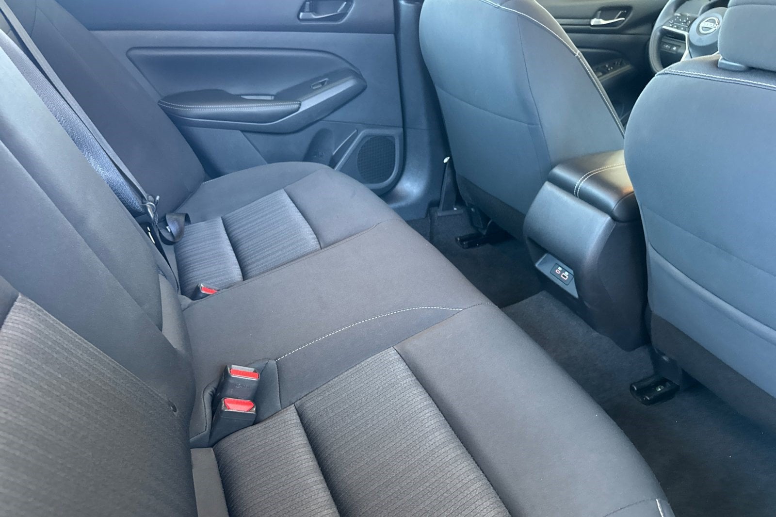 2025 Nissan Altima SV - Photo 32