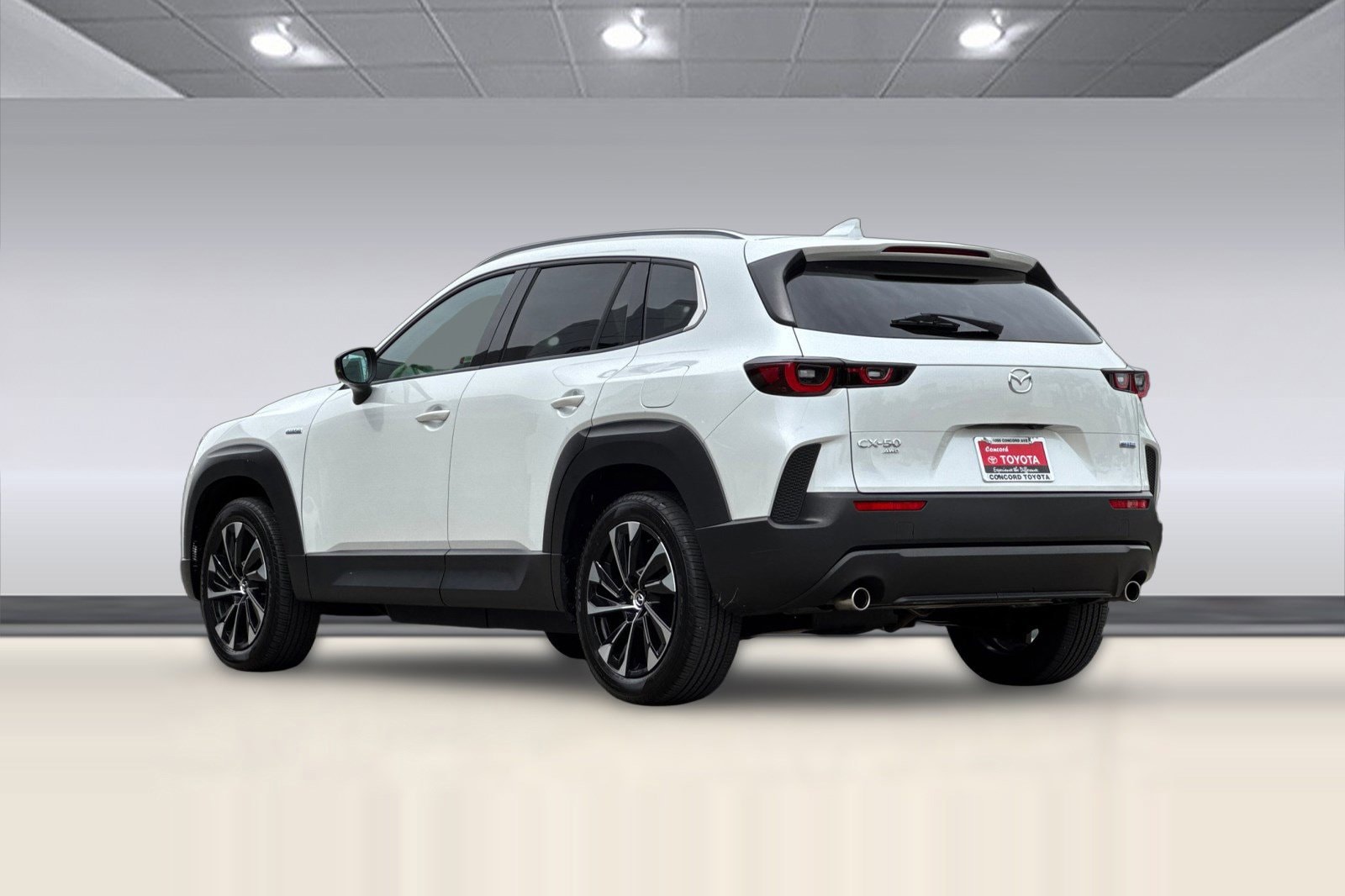 2025 Mazda CX-50 Hybrid Premium Plus Package photo 6