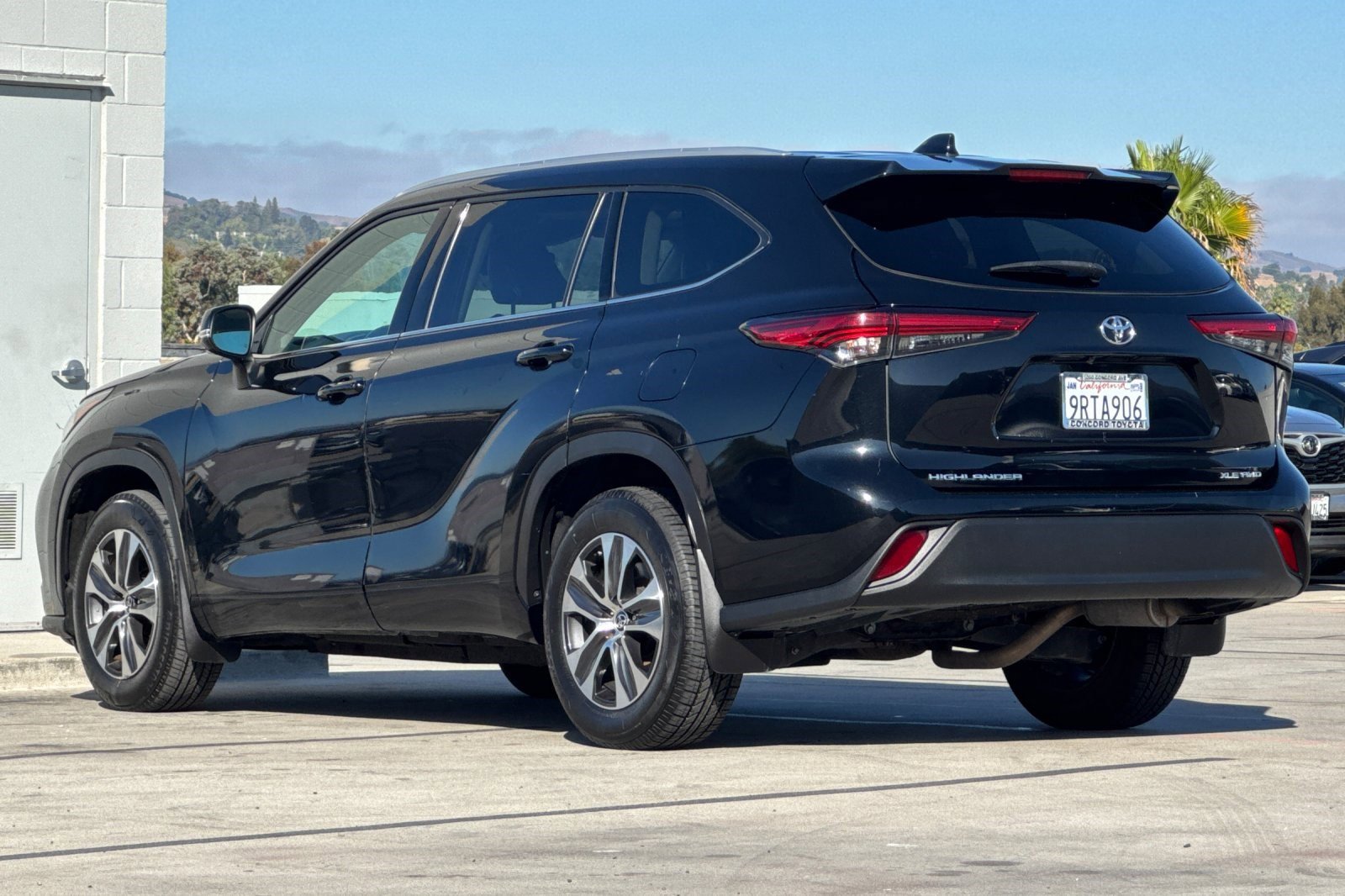 2022 Toyota Highlander XLE photo 3