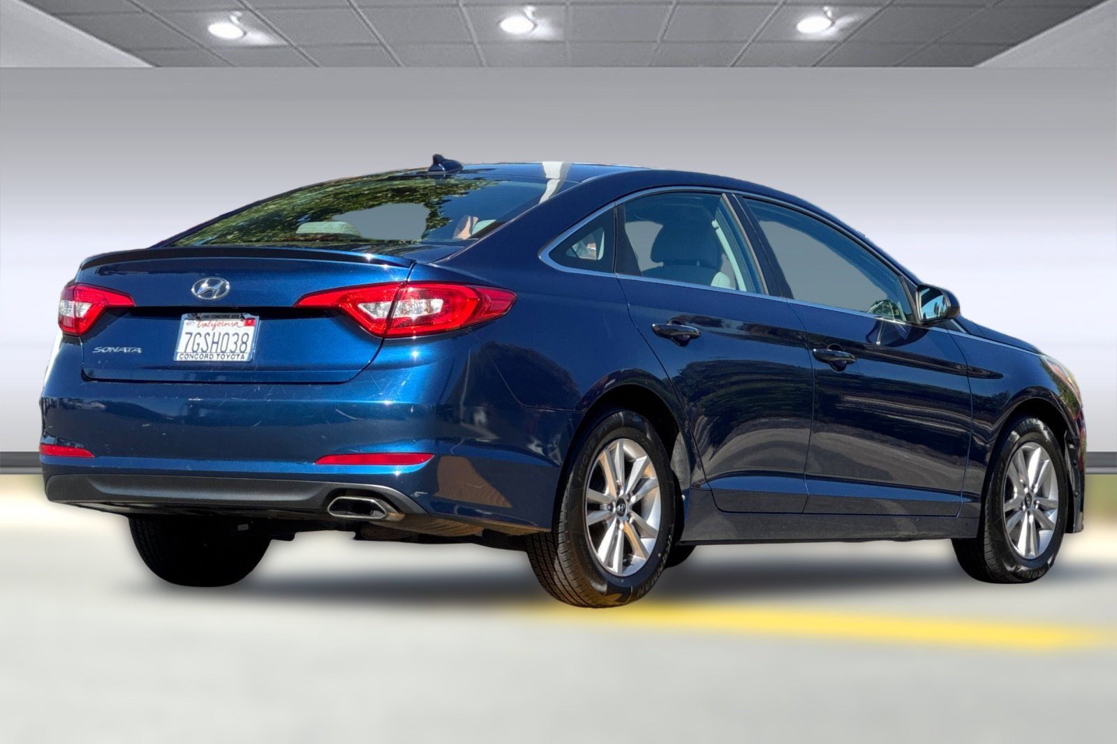 2015 Hyundai Sonata SE photo 3